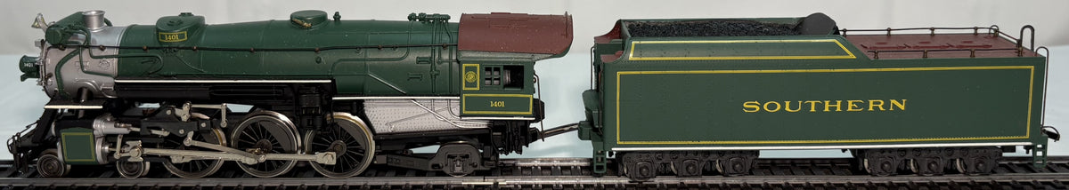 AHM 5087 HO 4-6-2 Southern Crescent Limited Steam Locomotive