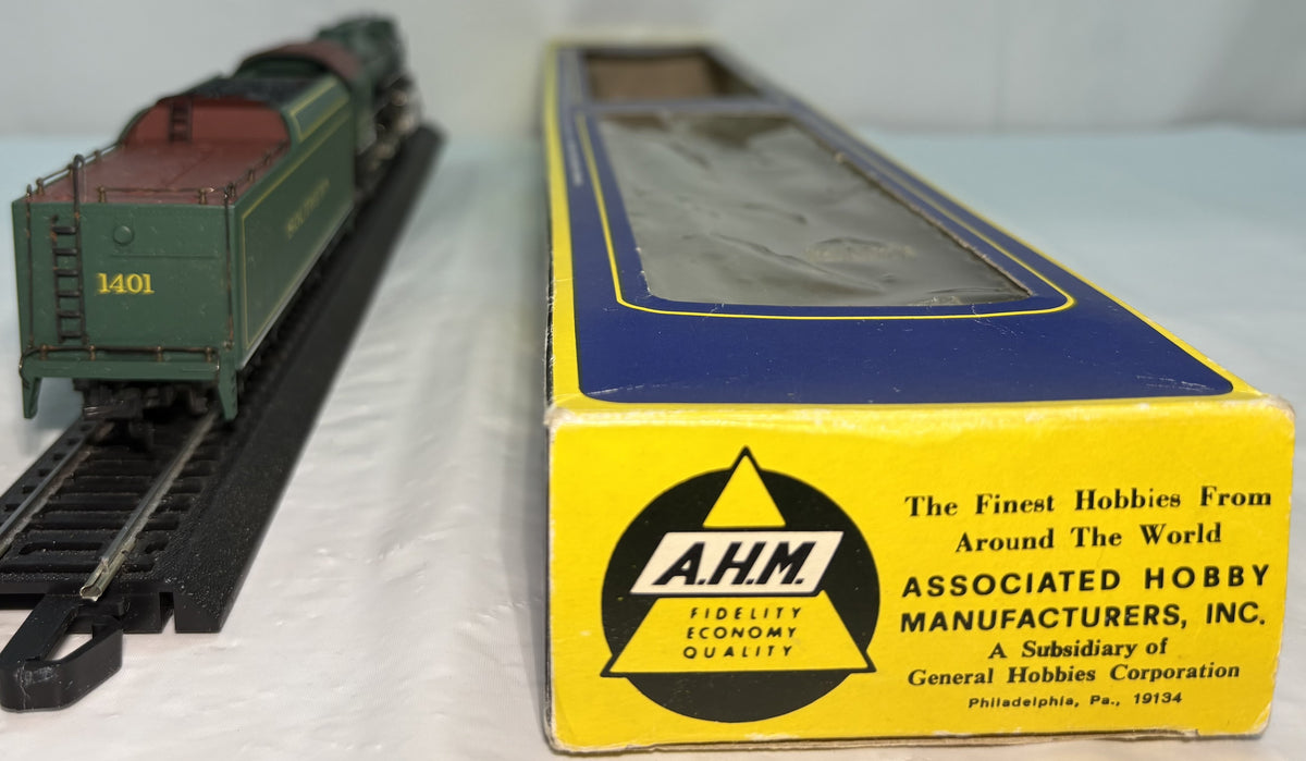 AHM 5087 HO 4-6-2 Southern Crescent Limited Steam Locomotive