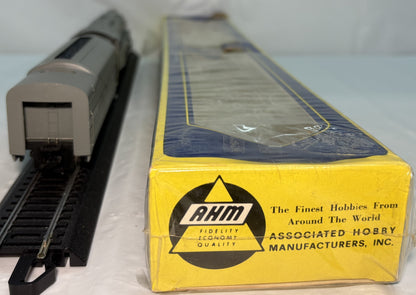 AHM 5095 HO NYC Streamlined Hudson 4-6-4 Steam Locomotive