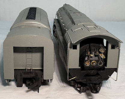 AHM 5095 HO NYC Streamlined Hudson 4-6-4 Steam Locomotive