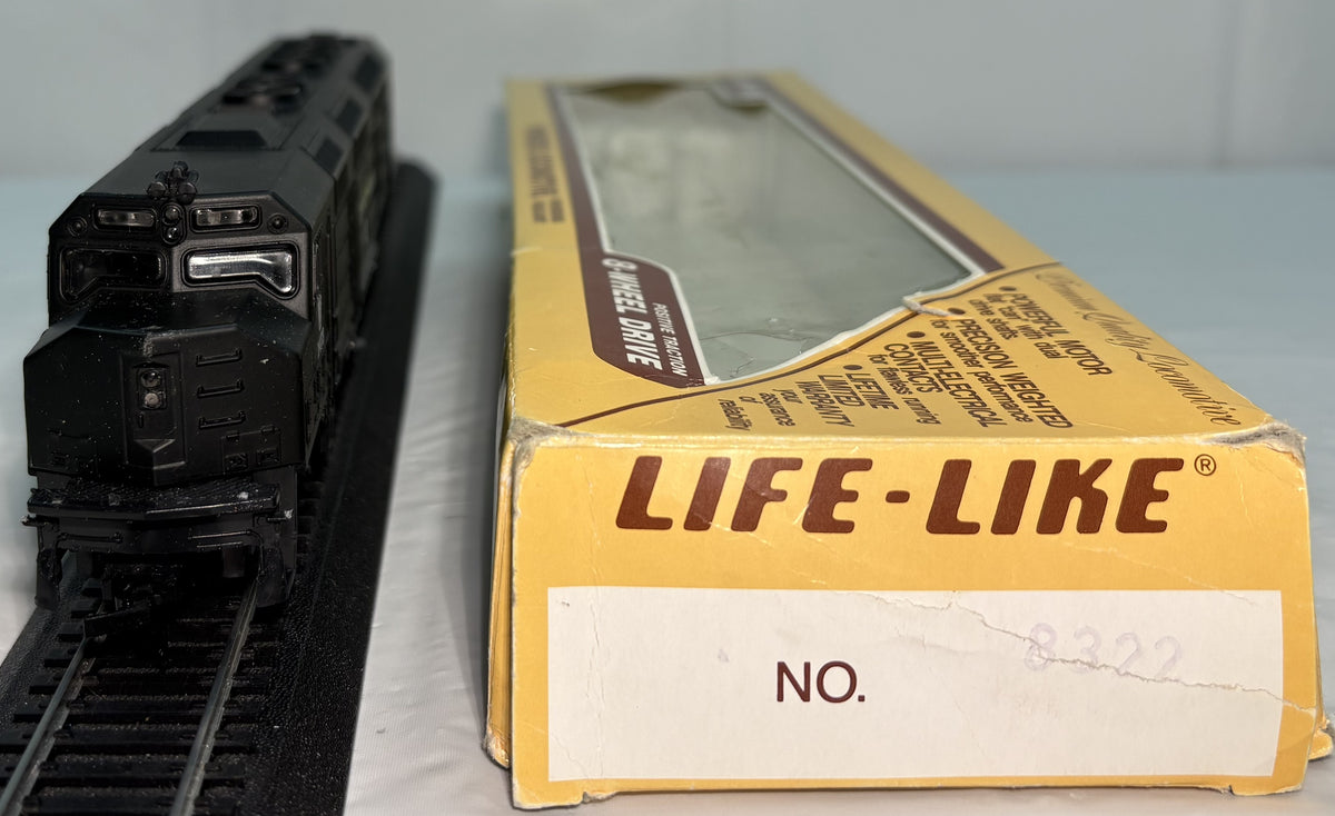 Life Like 8322 HO Pennsylvania FP-45 Diesel Locomotive #1473