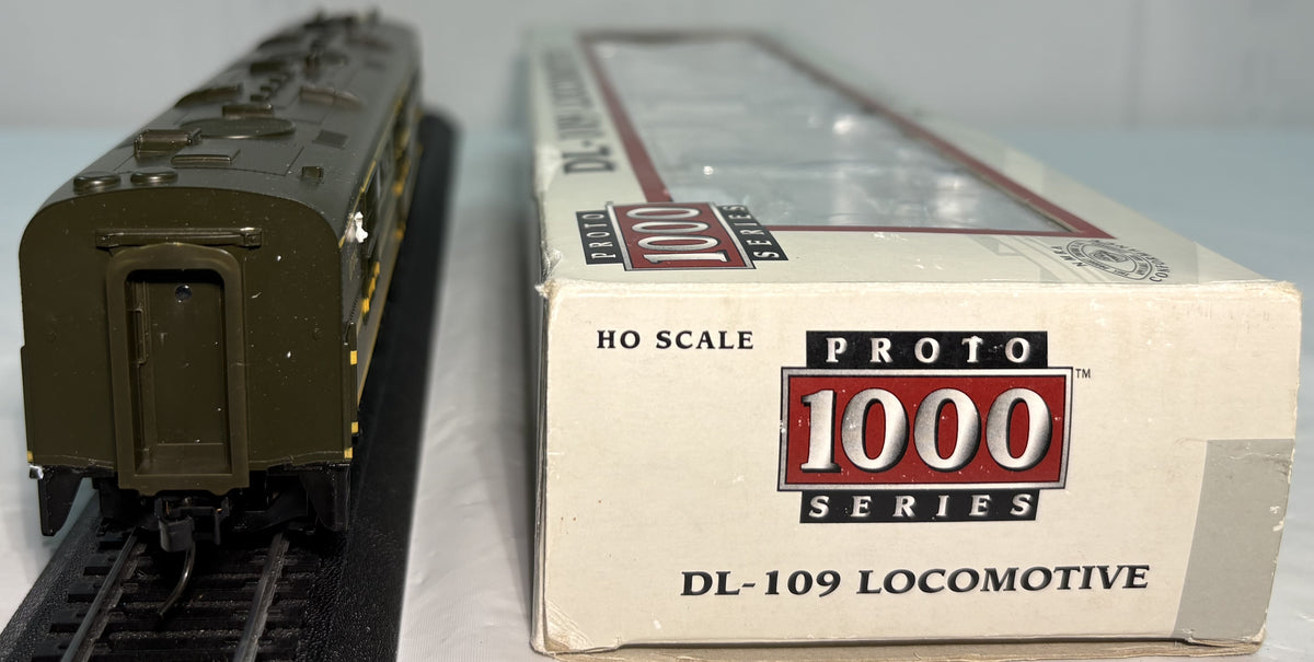 Proto 1000 30574 HO DL-109 Locomotive New Haven #0704