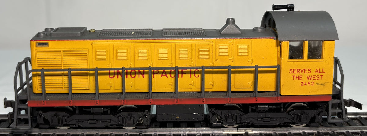 AHM 1447 HO Union Pacific ALCO 1000 HP Switcher #2452