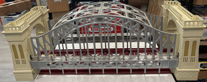 Lionel 32999 Standard Gauge Hellgate Bridge (Red and Cream)