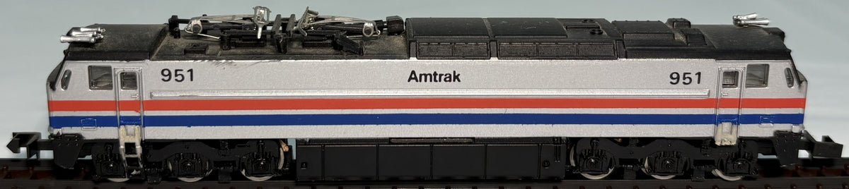 Bachmann 951 N Scale E-60CP Amtrak GE Electric Locomotive