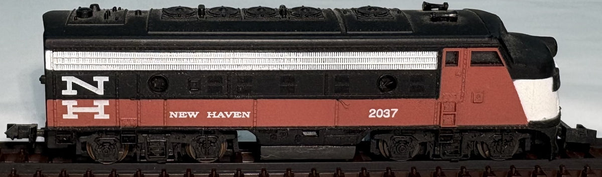 Life-Like 7740 N Scale New Haven F7 Diesel Locomotive #2037