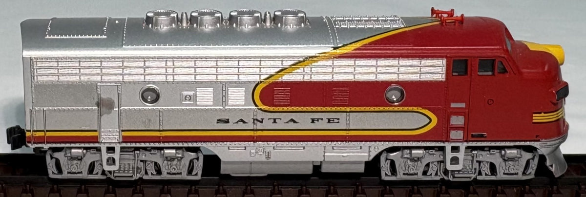 Kato 176-1121 N Scale Santa Fe EMD F3 Diesel Locomotive #21
