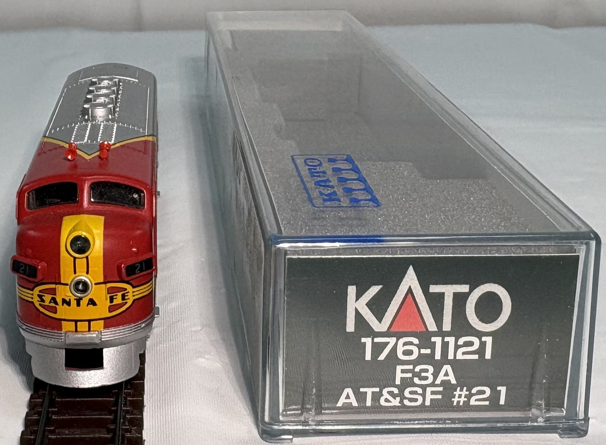Kato 176-1121 N Scale Santa Fe EMD F3 Diesel Locomotive #21