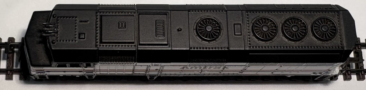 Life Like 7641 N Scale Amtrak EMD F40PH Diesel Locomotive #381