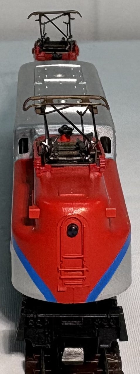 Arnold/Rapido 5113 N Scale Amtrak GG1 Electric Locomotive #902