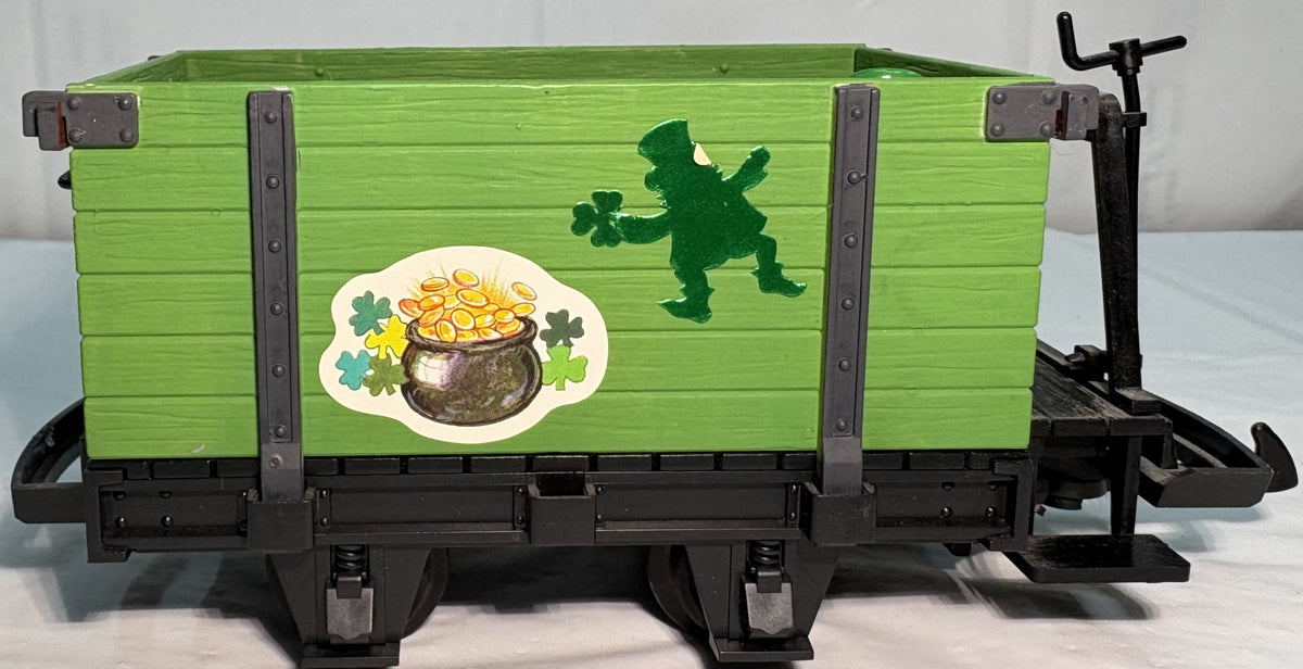 LGB G Scale LGB Customized High Sided Gondola Car – St Patrick’s Day