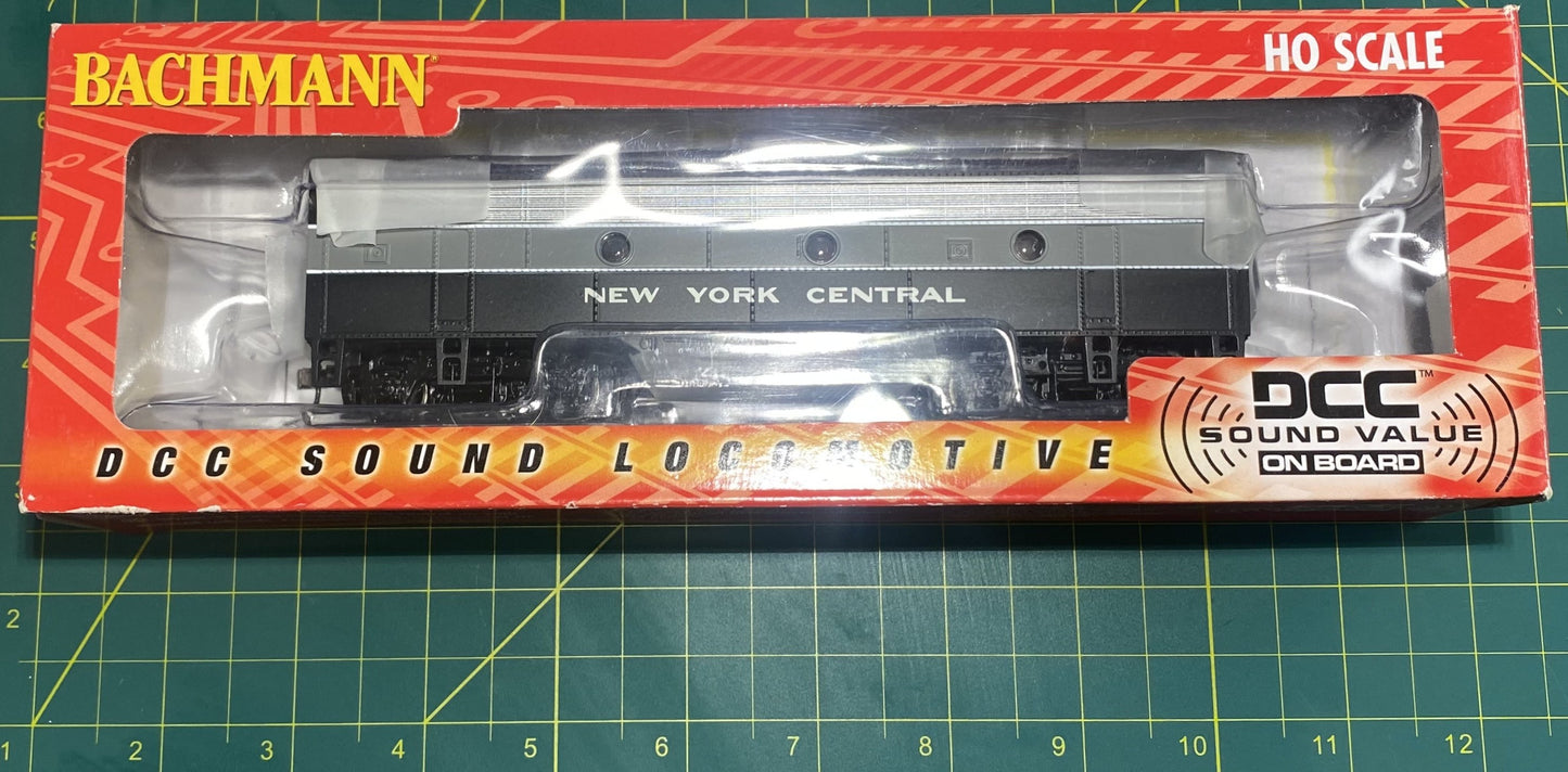 Bachmann 64402 HO New York Central EMD F7B Diesel Locomotive Sound/DCC