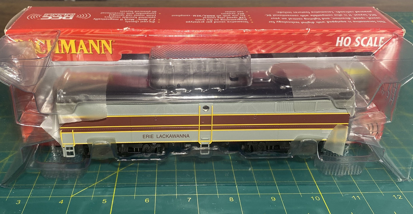 Bachmann HO Scale ALCO FB2 Diesel LOCO DCC Soundtraxx Erie & Lackawana 64903