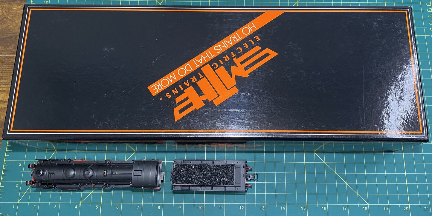 Deutsche Bundesbahn HO Scale MTH HO Class 18.4 Steam Locomotive w/Proto-Sound 3.0