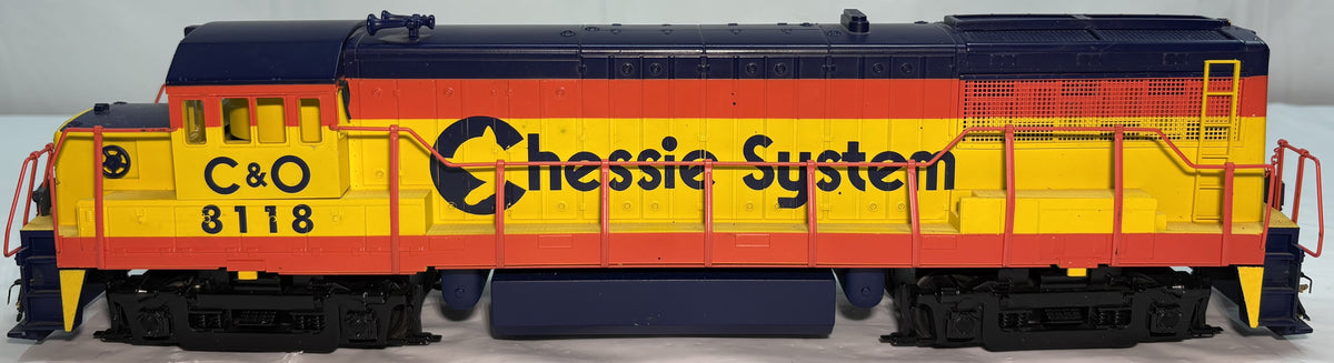 Weaver 1328 O Gauge, 2 Rail Chesapeake & Ohio U25B Chessie System #8118