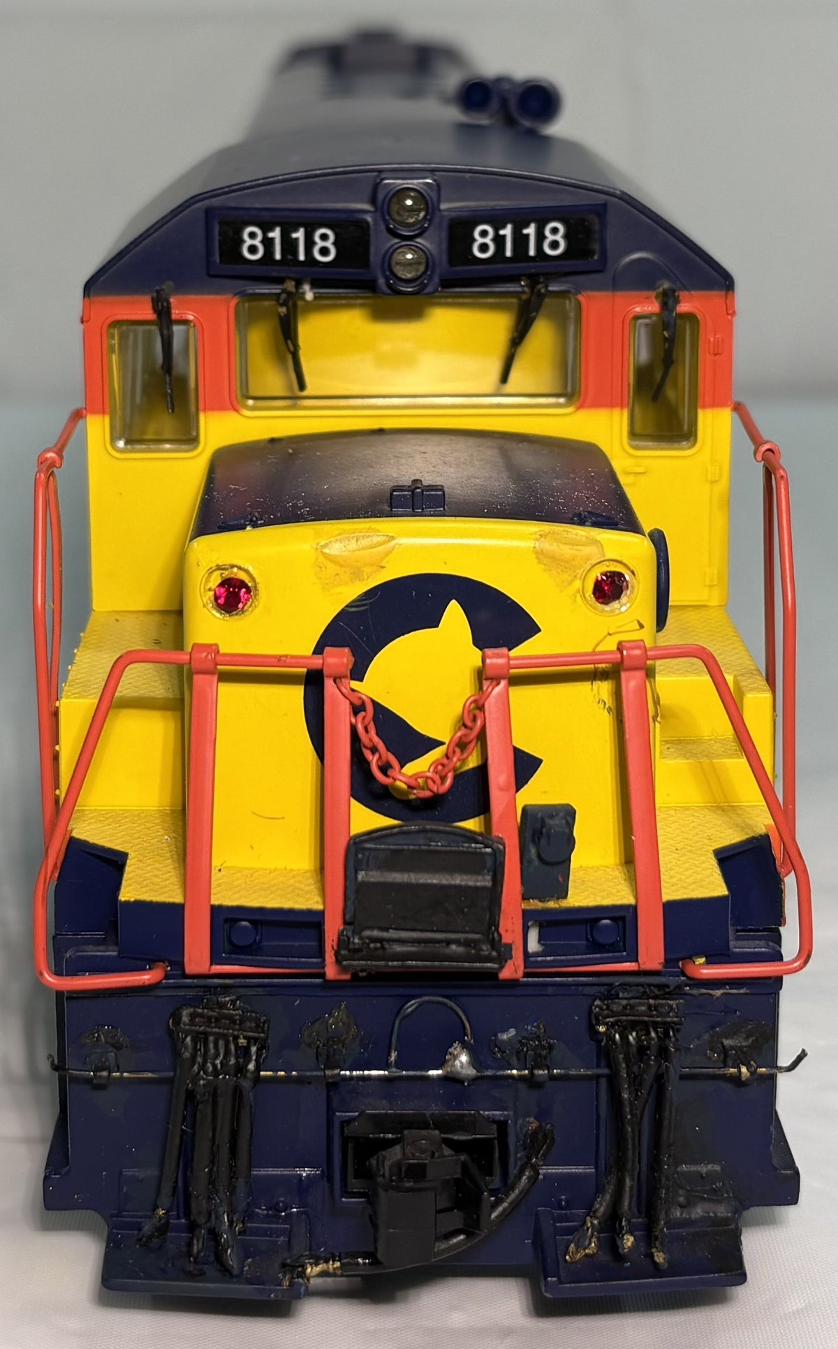 Weaver 1328 O Gauge, 2 Rail Chesapeake & Ohio U25B Chessie System #8118