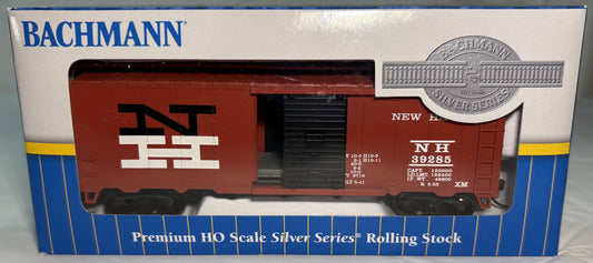 Bachmann 16015 PS-1 40 ft. Steel Boxcar, Silver Series, New Haven #39285