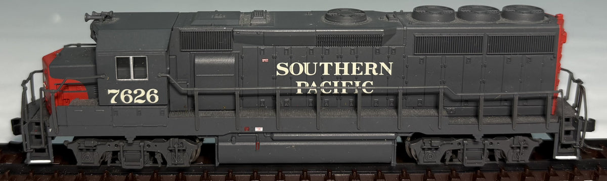 Atlas 48637 N Southern Pacific EMD GP40-2 Diesel Locomotive #7626