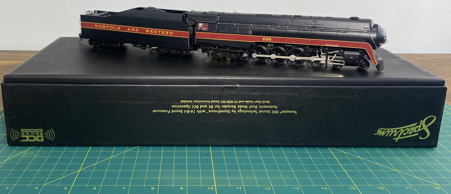 Bachmann 83902 Norfolk & Western J 4-8-4Steam Locomotive #606