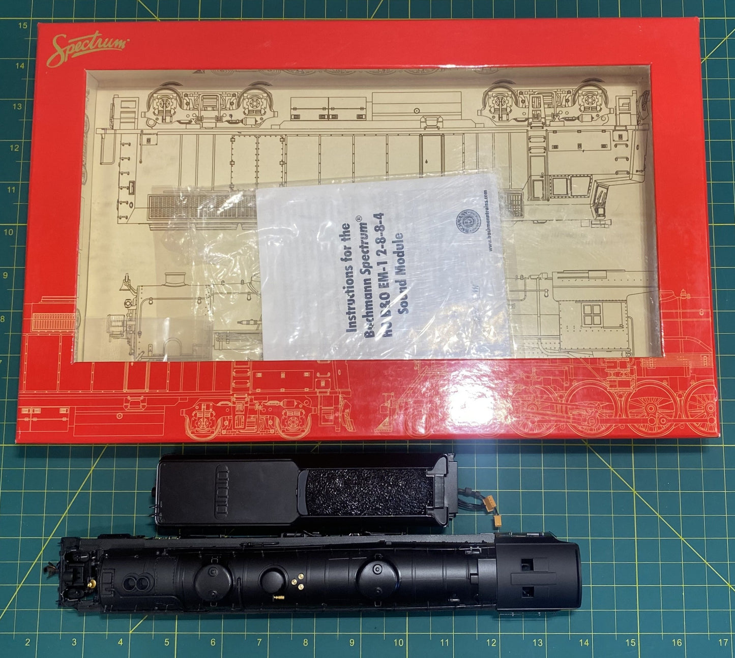 Bachmann 80405 Unlettered EM-1 2-8-8-4 Painted Steam Locomotive w/DCC