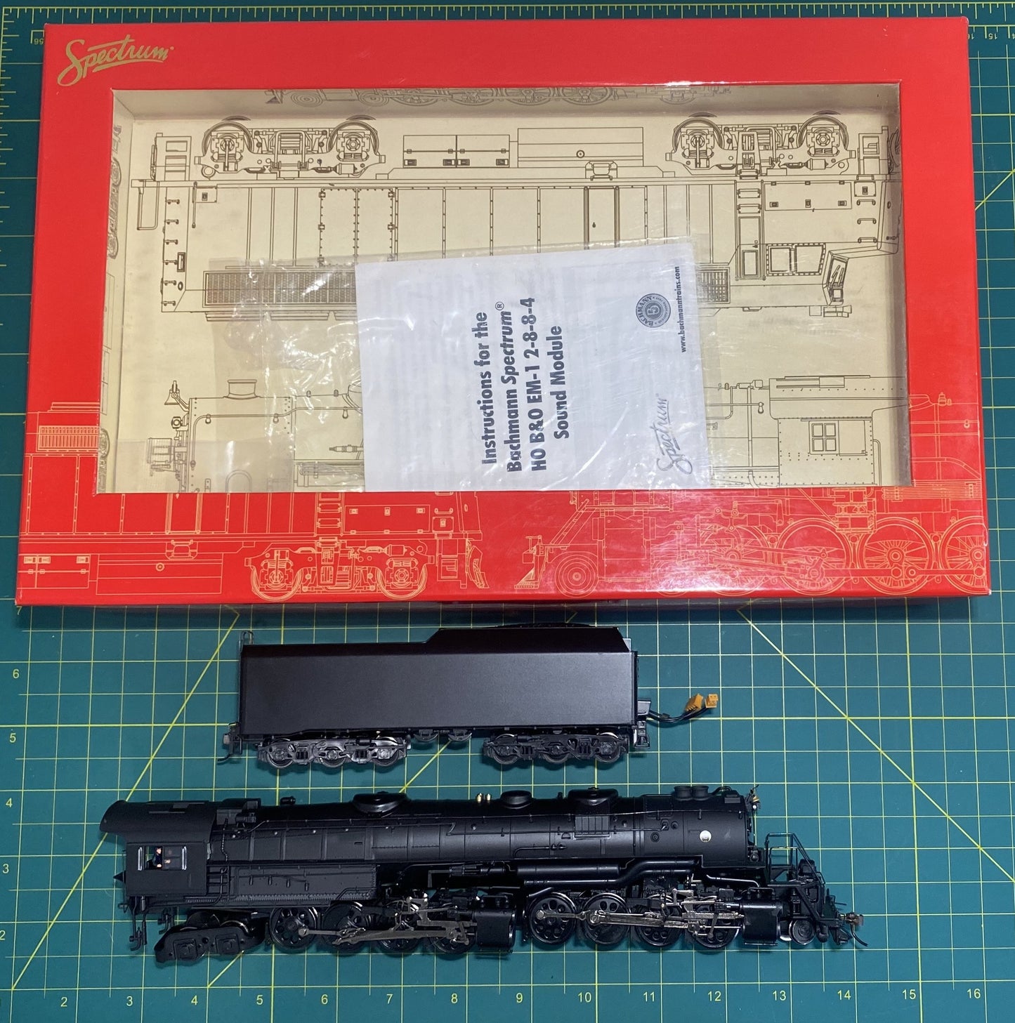 Bachmann 80405 Unlettered EM-1 2-8-8-4 Painted Steam Locomotive w/DCC