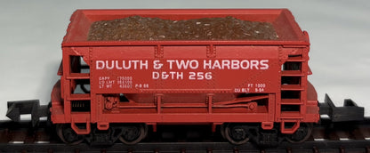 Atlas 3208 N Scale Duluth & Two Harbors Ore Car #256