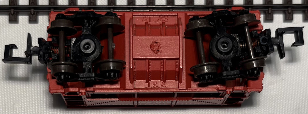 Atlas 3208 N Scale Duluth & Two Harbors Ore Car #256