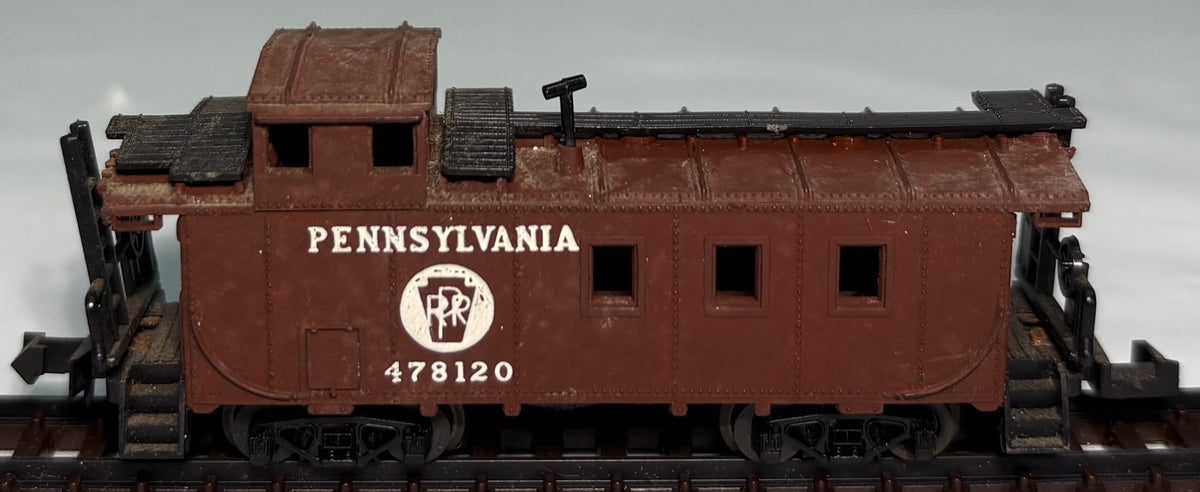 Atlas 478120 N Scale Pennsylvania Caboose # 478120