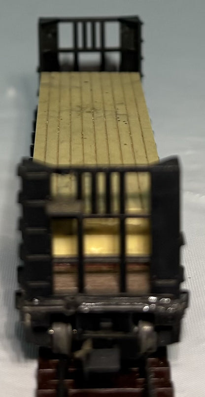 Altas 2281 N Scale Southern Pacific Bulkhead Flat Car