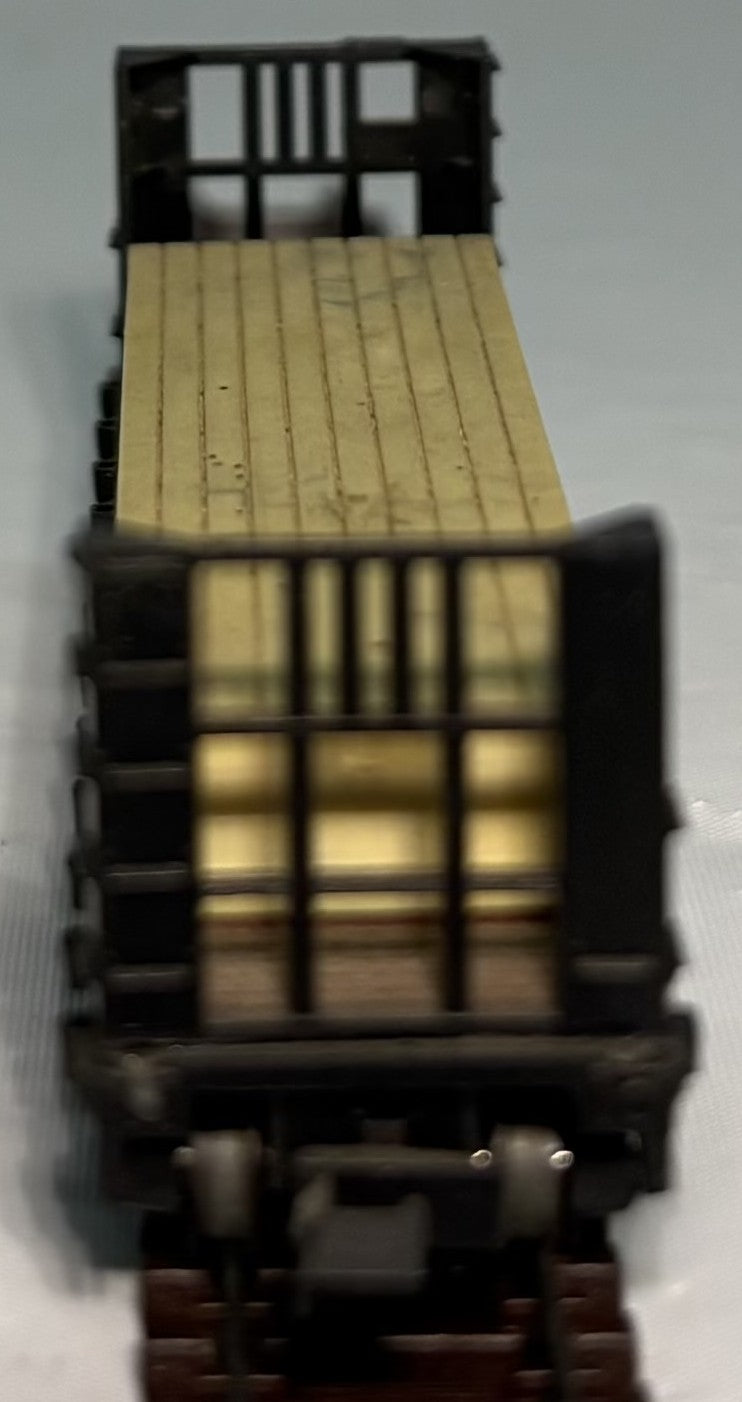 Altas 2281 N Scale Southern Pacific Bulkhead Flat Car