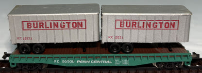 Trix 3148 N Penn Central Flat Car #50500 w/Burlington Piggyback Trailers