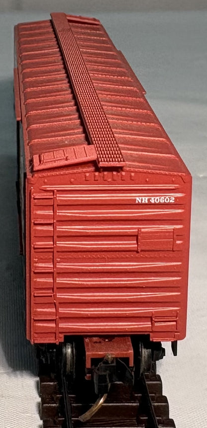 Microtrains 32190 N Scale New Haven 50' Standard Boxcar w/ Plug Door #40602