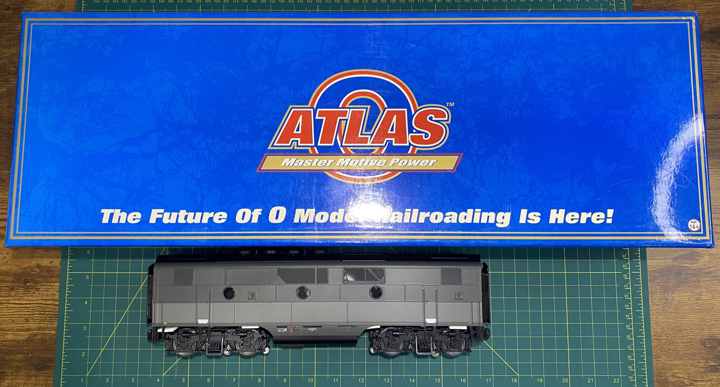 Atlas #291B2 F-2/F-3 Ph.1 Diesel Loco #1672 EMD Demonstrator un-Powered B Unit