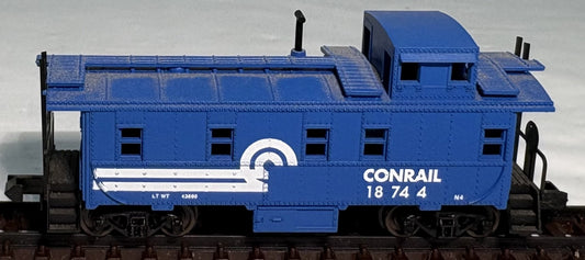 Atlas 35901 HO Conrail Offset Cupola Caboose CR #18744