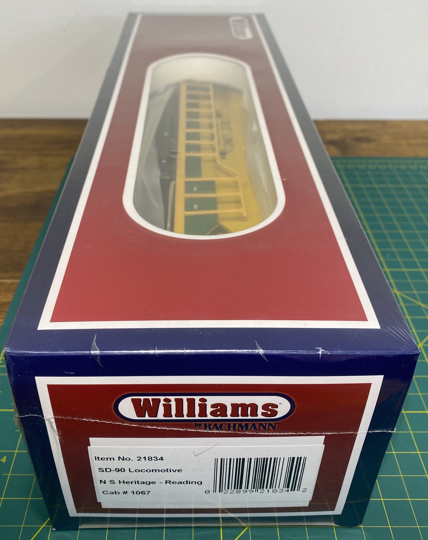 Williams 21834 O Reading NS Heritage SD90 Diesel Locomotive #1067