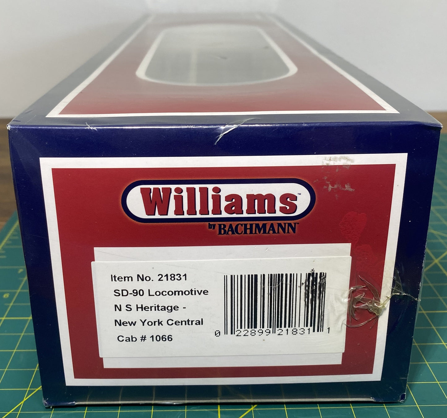 Williams 21831 O New York Central NS Heritage EMD SD90 3-Rail Diesel Loco #1066