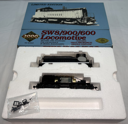 Proto 2000 30090 HO Illinois Central SW8/900/600 Diesel Switcher