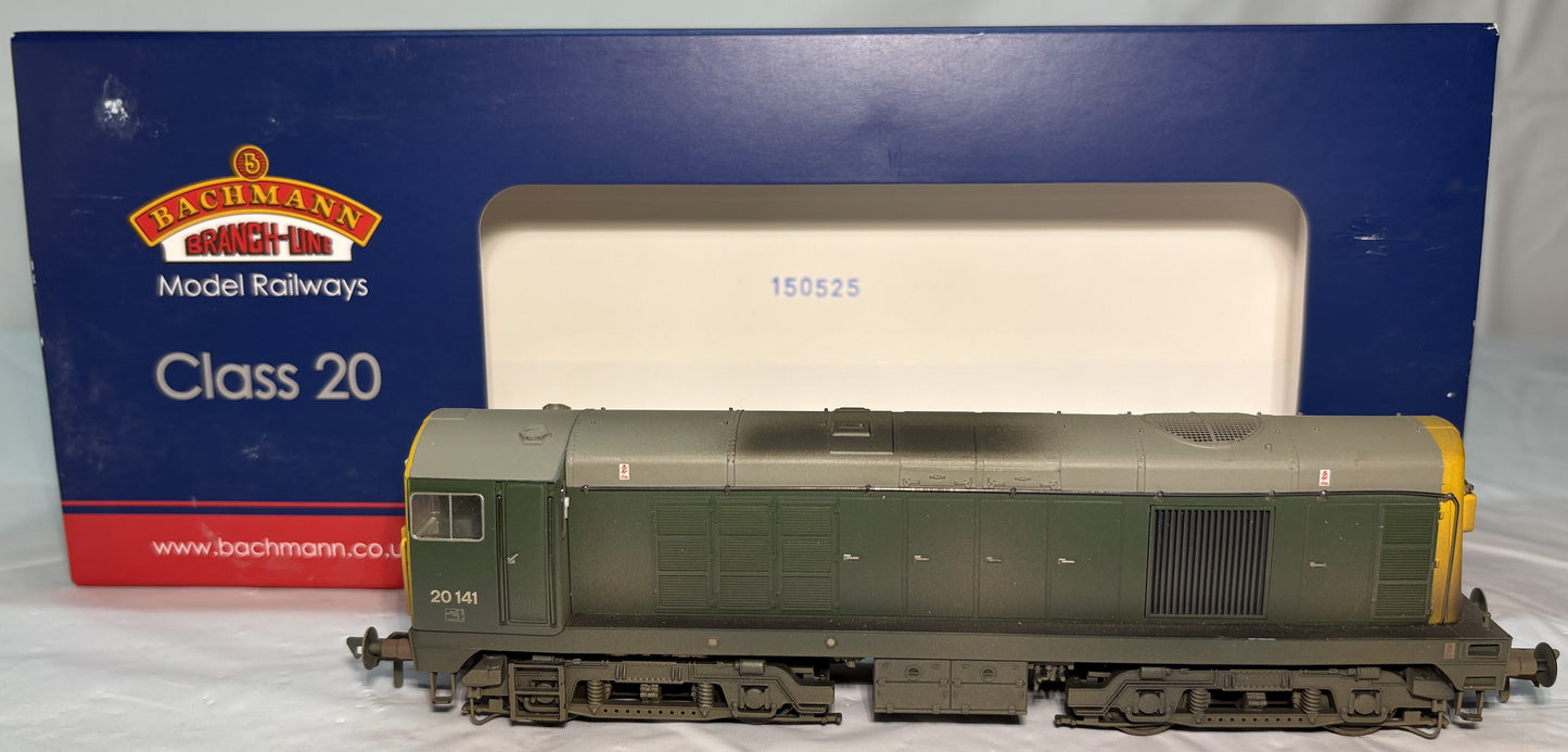 Bachmann Branch Line 32-034A Class 20 20141 in BR Green with full yellow ends - weathered