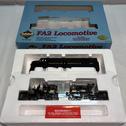 Proto 2000 30209 HO Louisville & Nashville EMD FB1 Diesel #306