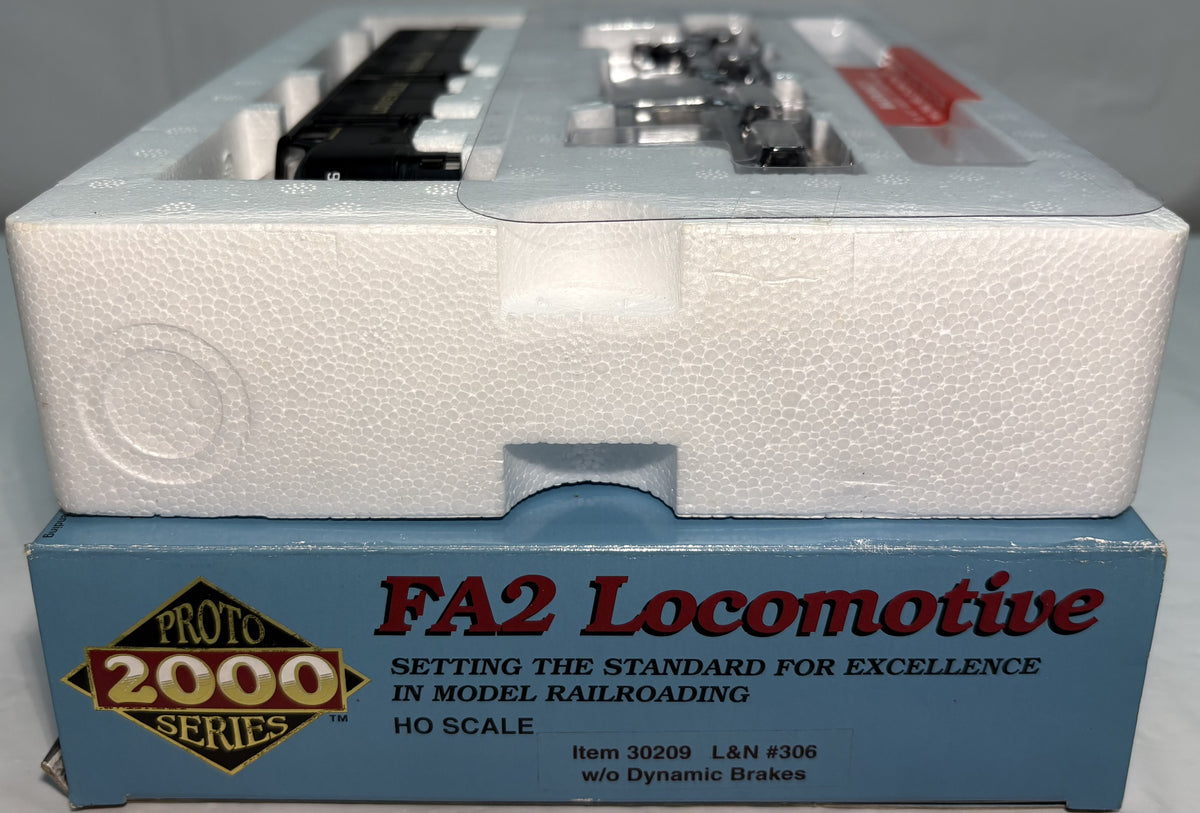 Proto 2000 30209 HO Louisville & Nashville EMD FB1 Diesel #306