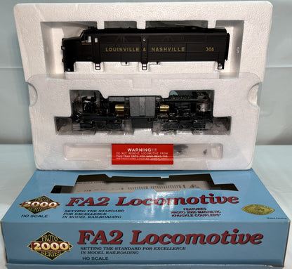 Proto 2000 30209 HO Louisville & Nashville EMD FB1 Diesel #306