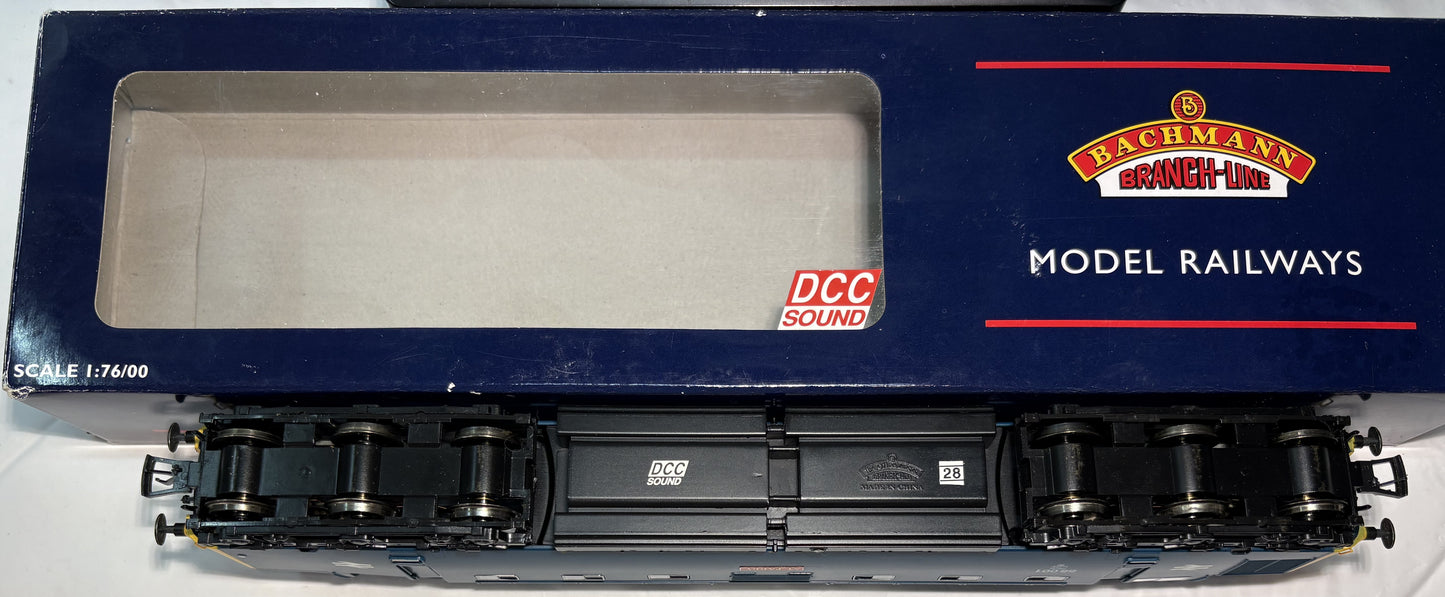 Bachmann Branchline 32-530DS Class 55 Deltic 55001 'St. Paddy' in BR Blue (DCC Sound Fitted)