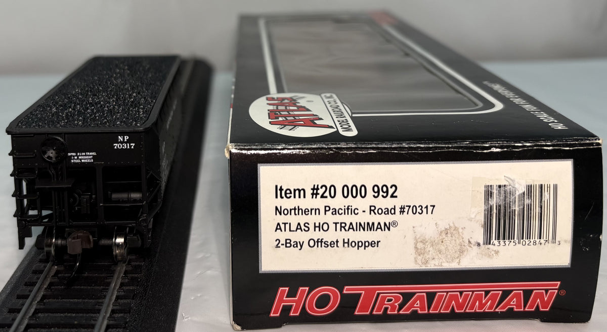 Atlas 20 000 992 HO Northern Pacific 2 Bay Offset Hopper #70317