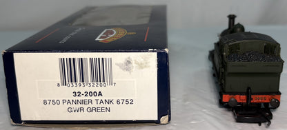 Bachmann Branchline 32-200A Class 8750 0-6-0PT 6752 in GWR Green