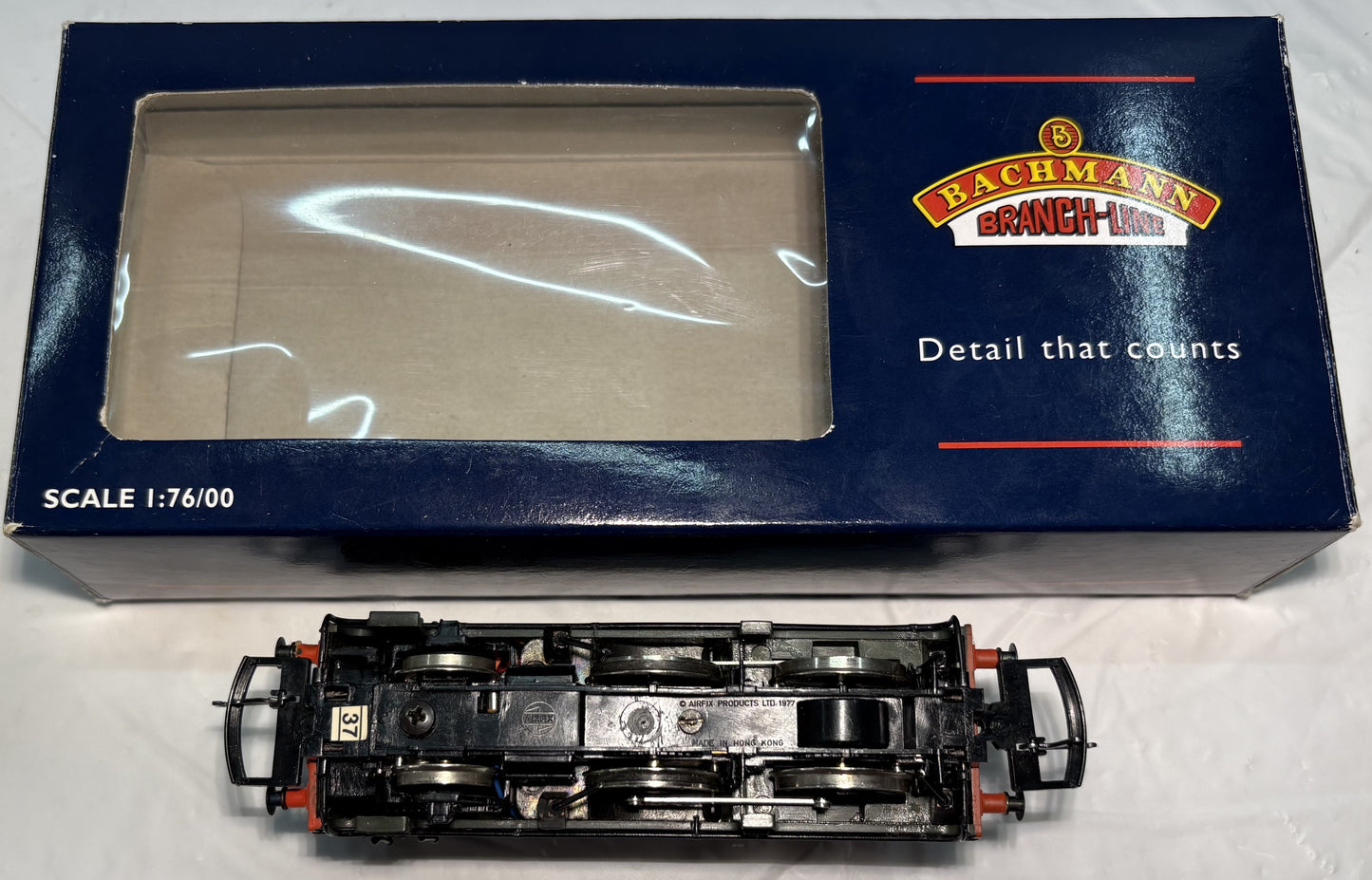 Bachmann Branchline 32-200A Class 8750 0-6-0PT 6752 in GWR Green