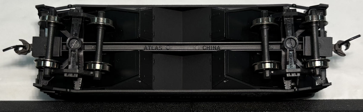 Atlas 20 000 993 HO Northern Pacific 2 Bay Offset Hopper #70345