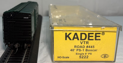 Kadee 5222 HO Scale Vermont Railway 40' PS-1 Boxcar #445