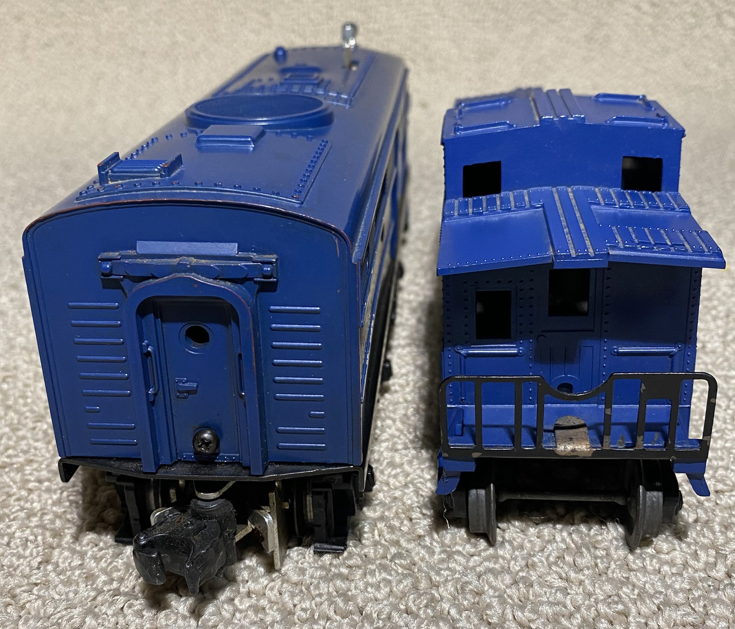 Lionel Post War #212 USMC Alco Diesel A Unit and Caboose #6017-50