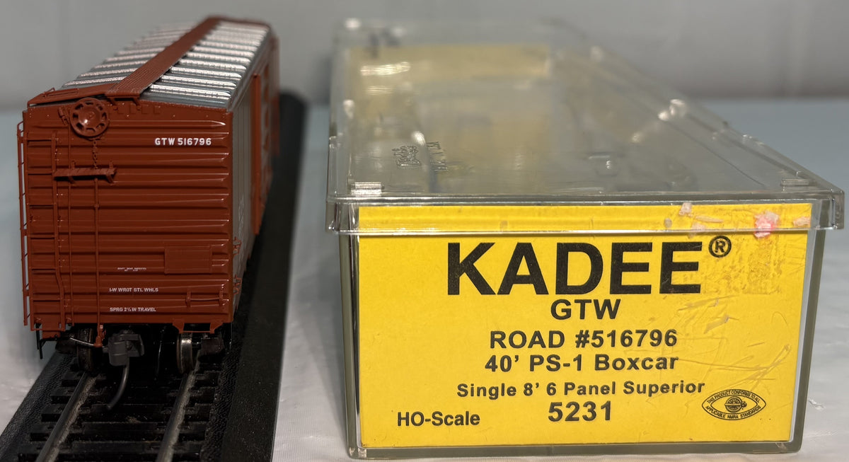 Kadee 5231 HO Scale Grand Trunk Western 40' PS-1 Boxcar #516796
