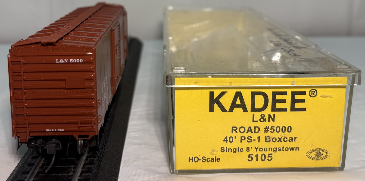 Kadee 5105 HO Scale Louisville & Nashville PS 1 Boxcar #5000